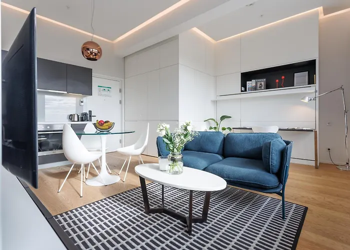 Skyline Loft Apartment *